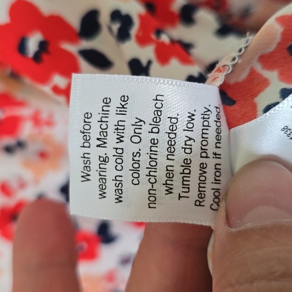 Croft & Barrow Red Floral Long Sleeve Top Size XL - Picture 9 of 9